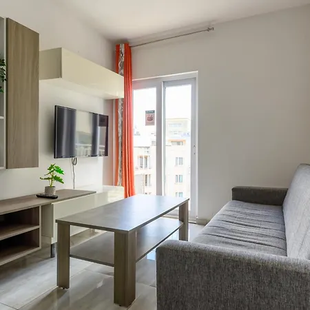 民宿 F4 3, Private Two Single Beds Shared Bathroom