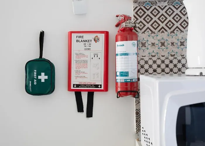 Homestay F4 3, Private Two Single Beds Shared Bathroom